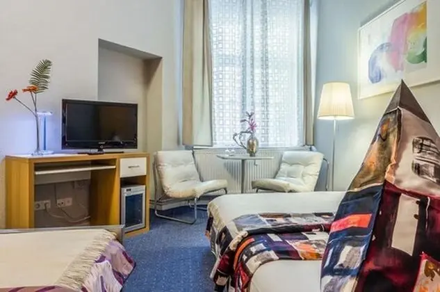 Dört Kişilik Oda