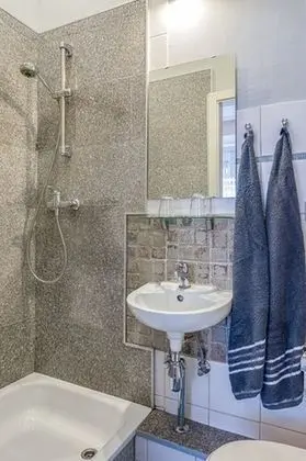 Dört Kişilik Oda