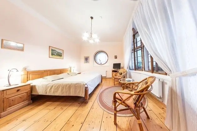 Standard Tek Büyük Yataklı Oda