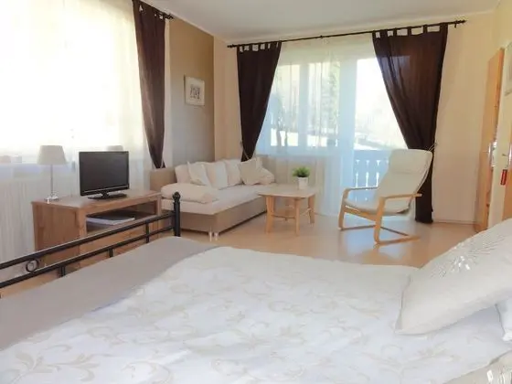 Standard Tek Büyük Yataklı Oda