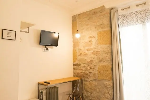 Tek Büyük Yataklı Oda, Ortak Banyo