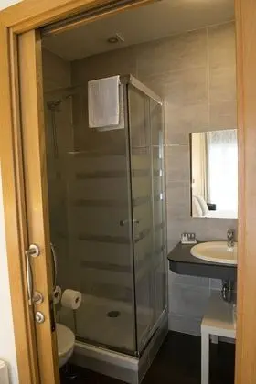Tek Büyük Yataklı Oda, Özel Banyo