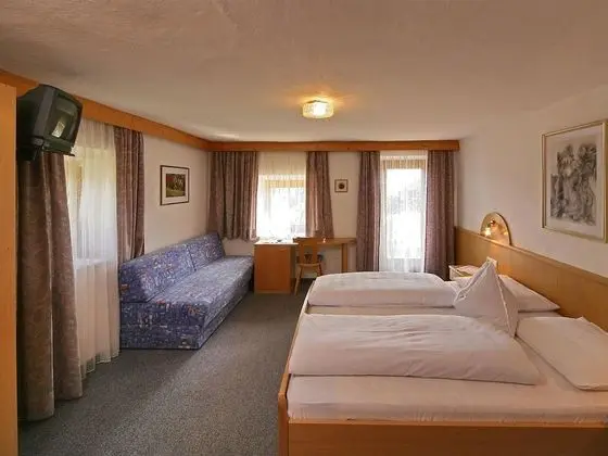 Tek Büyük Yataklı Oda