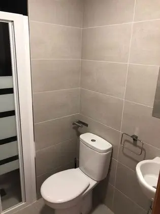 Ortak Ranzalı Oda, Karma Ranzalı Oda, Ortak Banyo