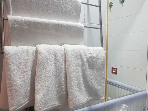 Economy Tek Büyük Yataklı Oda, 1 Çift Kişilik veya 2 Tek Kişilik Yatak