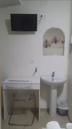 Tek Kişilik Oda, Ortak Banyo