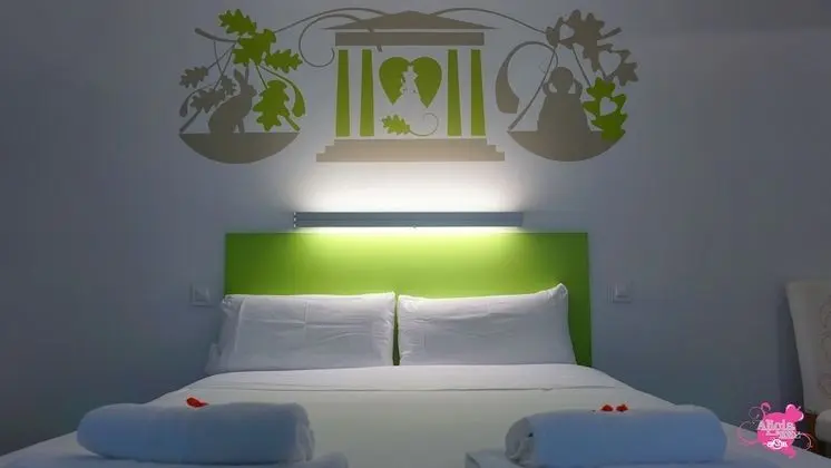 Tek Büyük Yataklı Oda