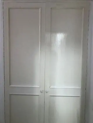İki Ayrı Yataklı Oda, Ortak Banyo