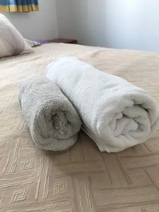 Tek Büyük Yataklı Oda, Ortak Banyo