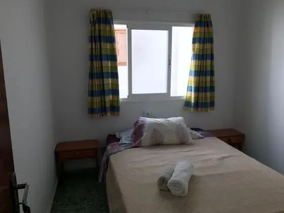 Tek Büyük Yataklı Oda, Ortak Banyo