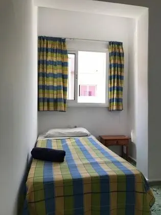 Tek Kişilik Oda, Ortak Banyo