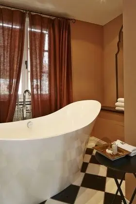 Panoramic Süit, Göl Manzaralı