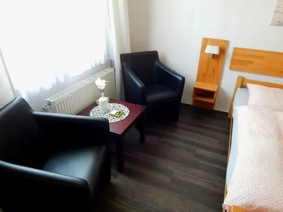 Tek Büyük Yataklı Oda, Banyolu/Duşlu