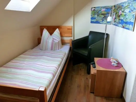 Tek Kişilik Oda, Banyolu/Duşlu