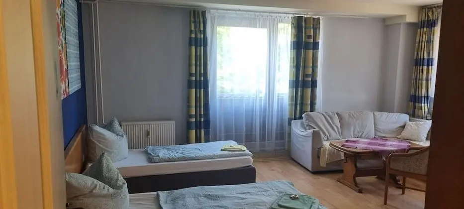 Basic Dört Kişilik Oda