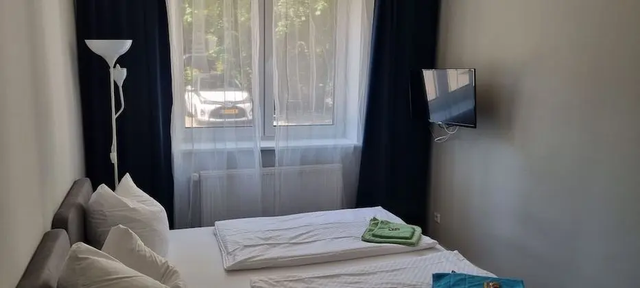 Basic Tek Büyük veya İki Ayrı Yataklı Oda, 2 Tek Kişilik Yatak