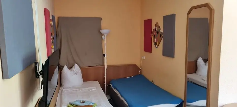 Basic Tek Büyük veya İki Ayrı Yataklı Oda, 2 Tek Kişilik Yatak