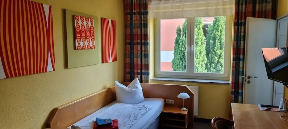 Basic Tek Kişilik Oda, 1 Tek Kişilik Yatak