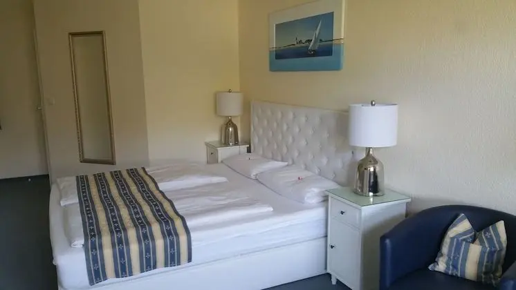 Comfort Tek Büyük Yataklı Oda