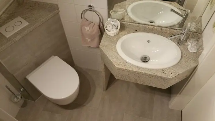 Tek Büyük Yataklı Oda (Klein)