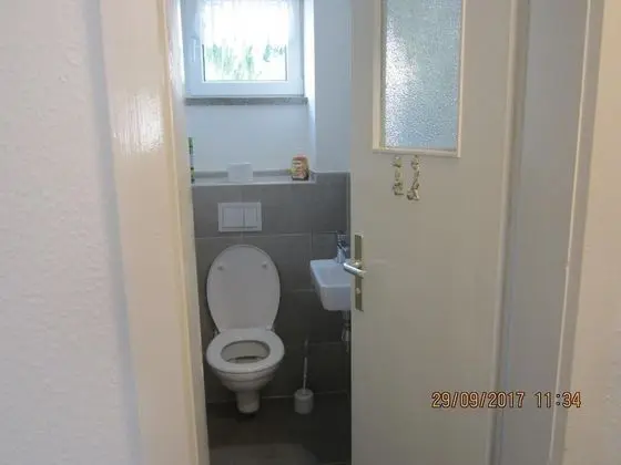 Tek Büyük Yataklı Oda, Ortak Banyo