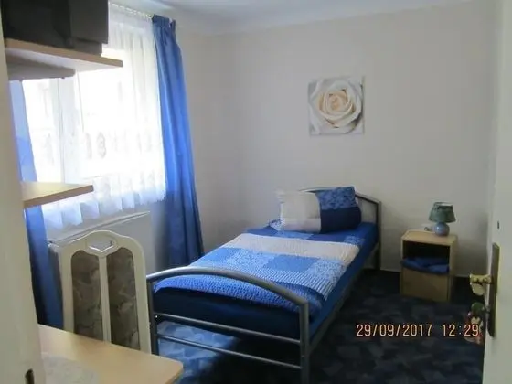 Tek Kişilik Oda, Ortak Banyo