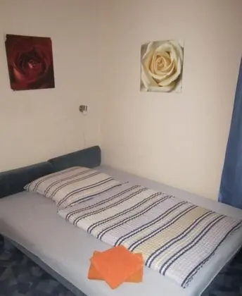 Tek Kişilik Oda, Ortak Banyo
