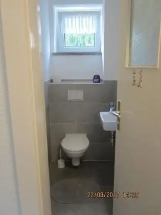 Tek Kişilik Oda, Ortak Banyo
