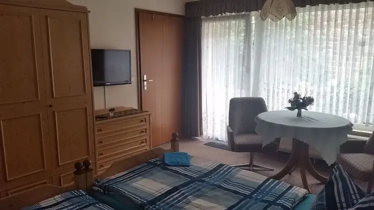 Tek Büyük Yataklı Oda, Özel Banyo (A1)