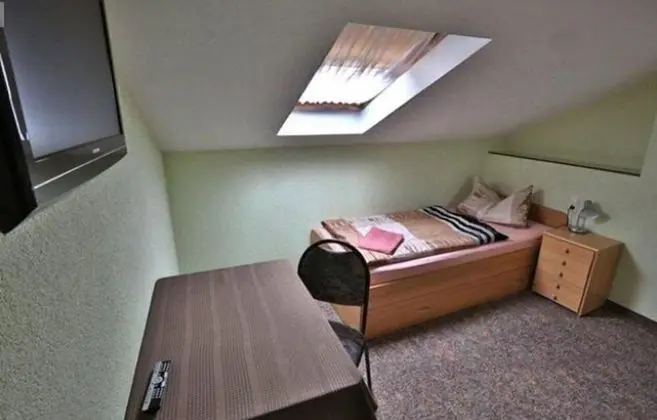 Tek Kişilik Oda, Özel Banyo (Z5)