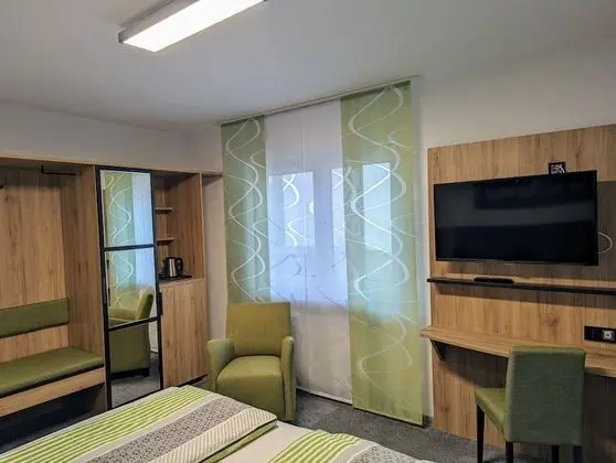 Tek Büyük Yataklı Oda