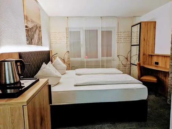 Tek Büyük Yataklı Oda