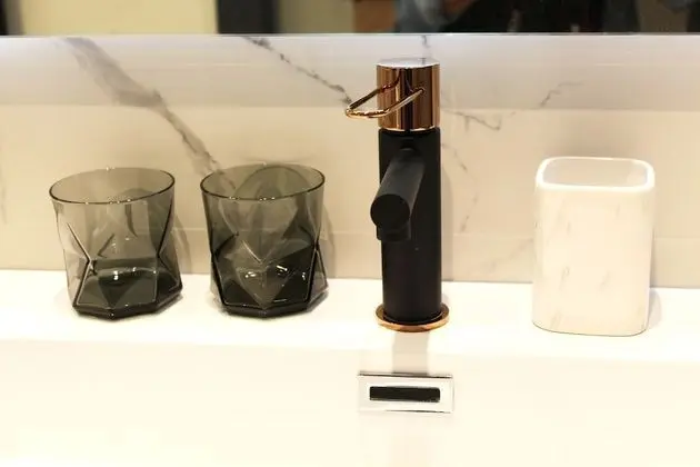 Luxury Tek Büyük Yataklı Oda (Lydie)