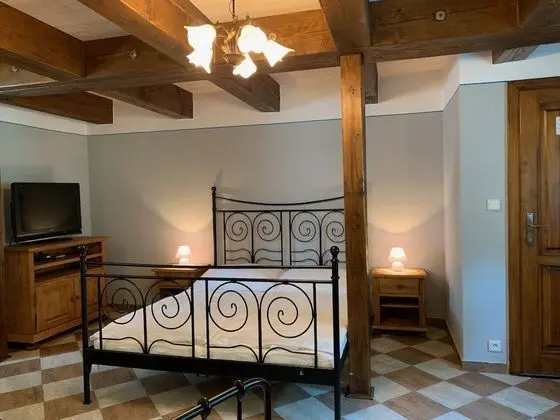 Standard Tek Büyük Yataklı Oda