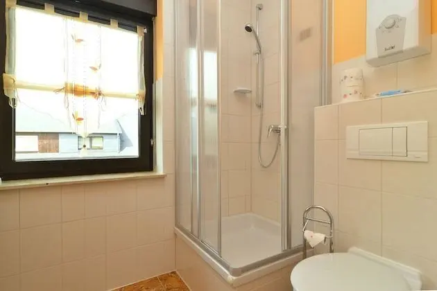 Standard İki Ayrı Yataklı Oda, Ortak Banyo
