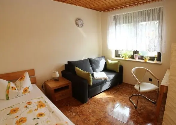 Tek Kişilik Oda, Özel Banyo, Bahçe Manzaralı