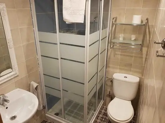 Tek Büyük Yataklı Oda (Exterior)