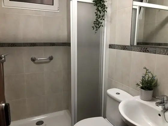 1 Çift Kişilik Veya 2 Tek Kişilik Yatak With Shared Bathroom