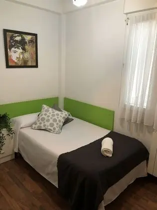 Tek Kişilik Oda, Ortak Banyo