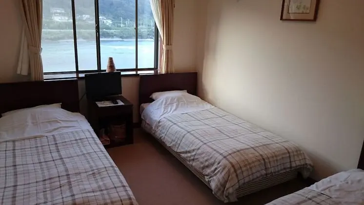 Standard Üç Kişilik Oda