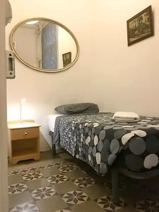 Tek Kişilik Oda, Ortak Banyo