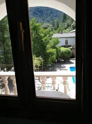 Tek Büyük Yataklı Oda, Balkon, Tepe Manzaralı