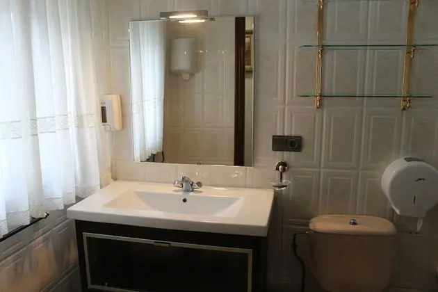 Tek Büyük Yataklı Oda