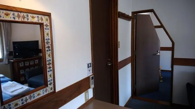 Oda, Bağlantılı Odalar (Private Bathroom)