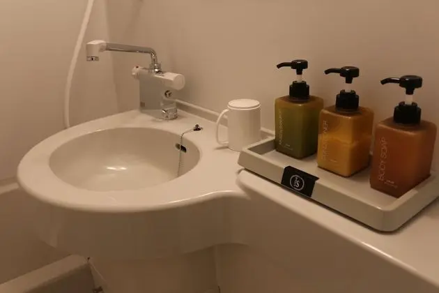 Oda, Bağlantılı Odalar (Private Bathroom)