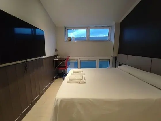 Tek Büyük Yataklı Oda, 1 Çift Kişilik veya 2 Tek Kişilik Yatak