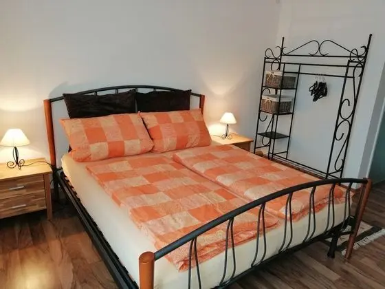 Classic Tek Büyük Yataklı Oda