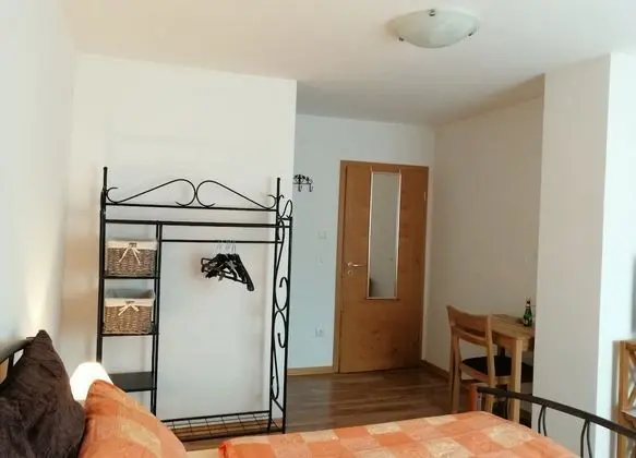 Classic Tek Büyük Yataklı Oda