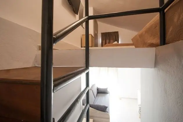 Sextuple Room (Split Level)