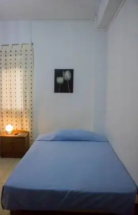 Tek Büyük Yataklı Oda, Ortak Banyo